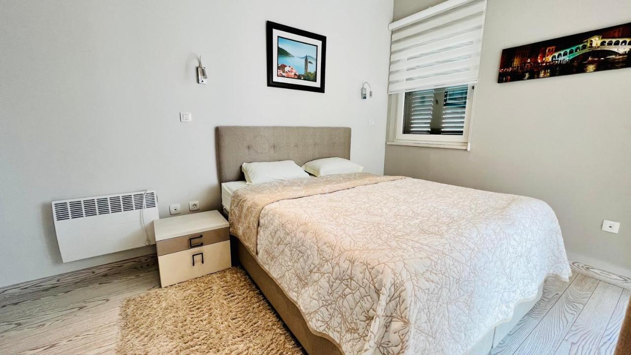 Ferienwohnung Melodia Del Mare Kotor Exterior foto