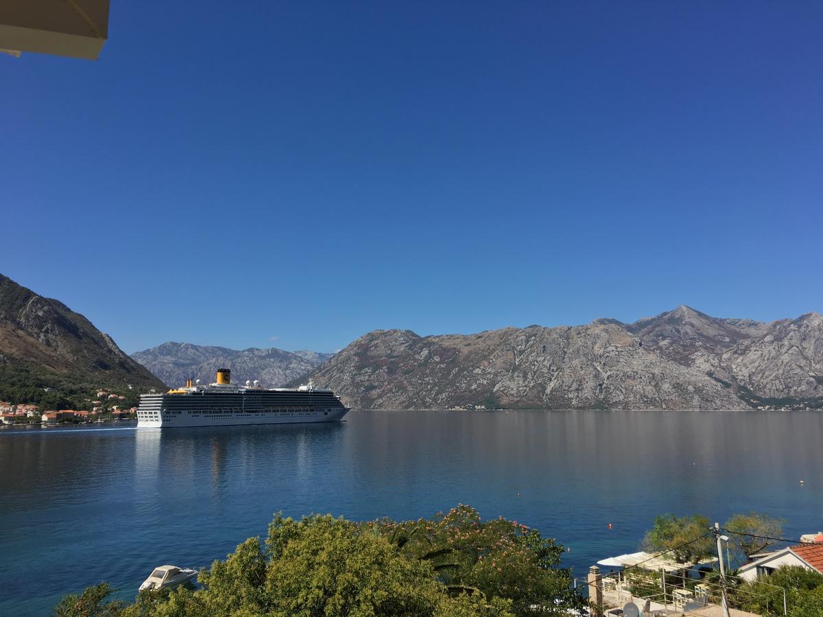 Ferienwohnung Melodia Del Mare Kotor Exterior foto