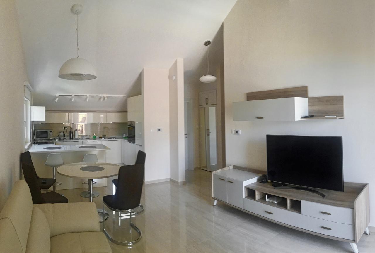 Ferienwohnung Melodia Del Mare Kotor Exterior foto