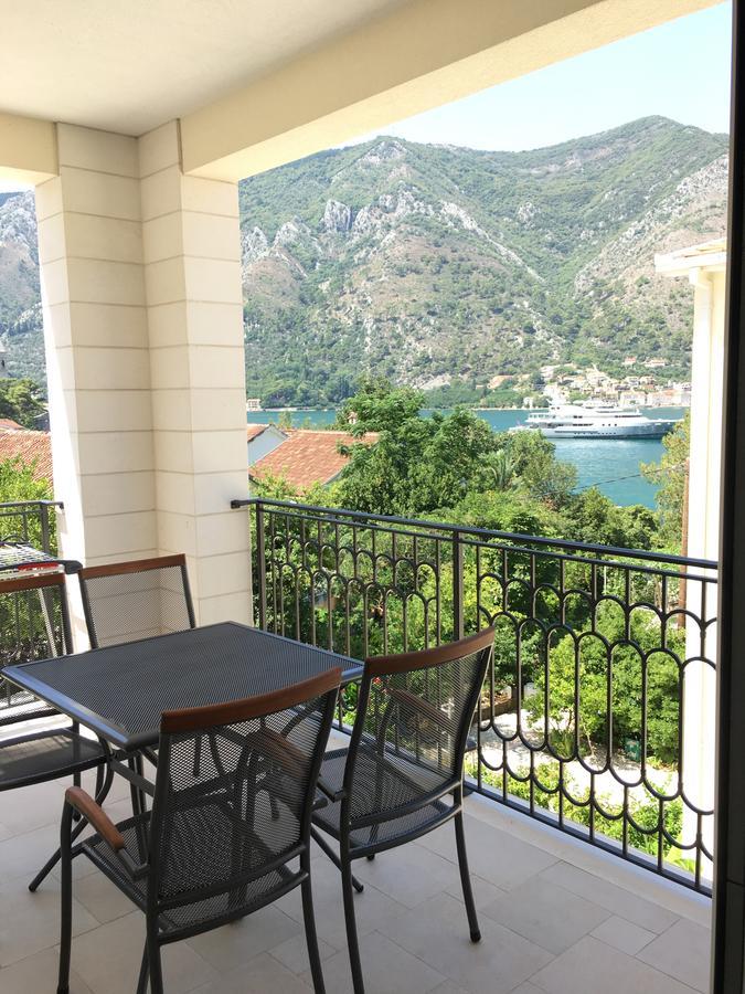 Ferienwohnung Melodia Del Mare Kotor Exterior foto